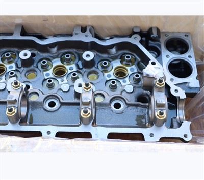New Aluminum 4HK1 Cylinder Head Assembly For ISUZU 700P NPR NQR Trucks Hitachi Z240 Excavator suppliers