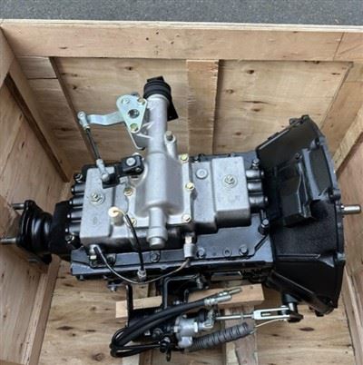 OEM 1700010-117 MLD6Q Gearbox Assy Transmission Assembly For ISUZU FVR manufacturers