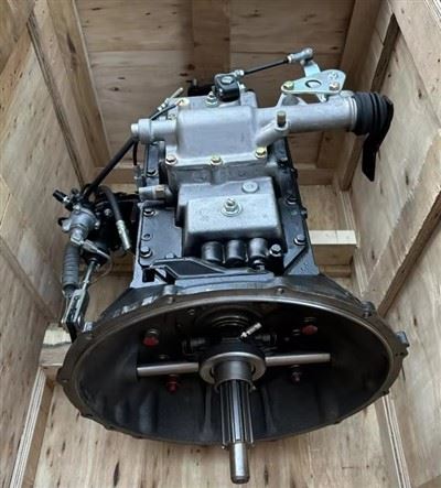 OEM 1700010-117 MLD6Q Gearbox Assy Transmission Assembly For ISUZU FVR best