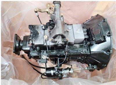 OEM 1700010-117 MLD6Q Gearbox Assy Transmission Assembly For ISUZU FVR suppliers