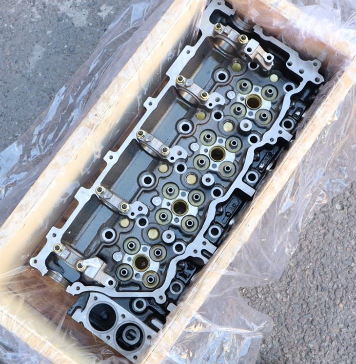 New Aluminum 4HK1 Cylinder Head Assembly For ISUZU 700P NPR NQR Trucks Hitachi Z240 Excavator