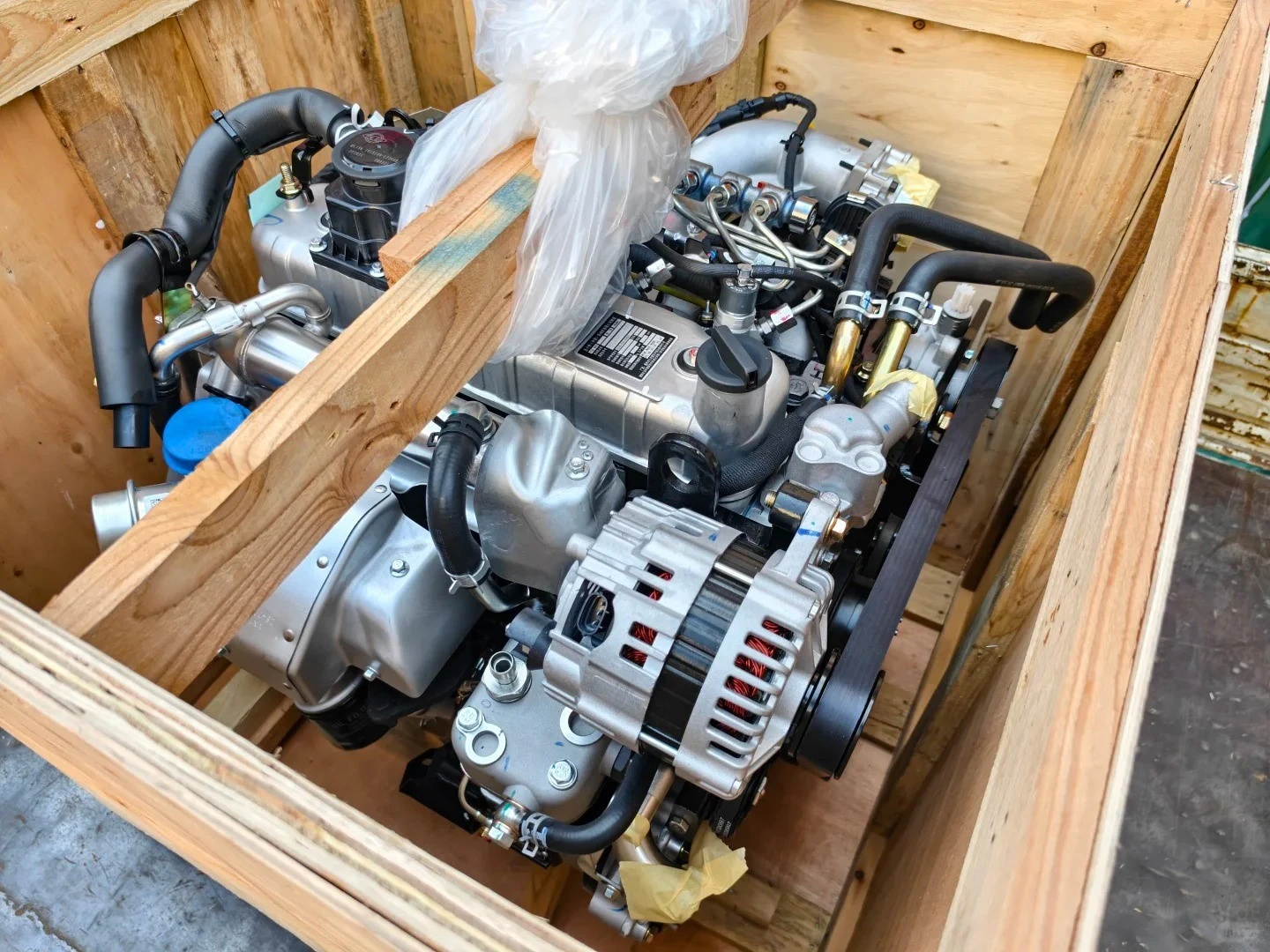 4KB1-TCG60 4KB1-TCC60 Complete Diesel Engine Assembly For ISUZU ELF NKR KV100 100P Trucks
